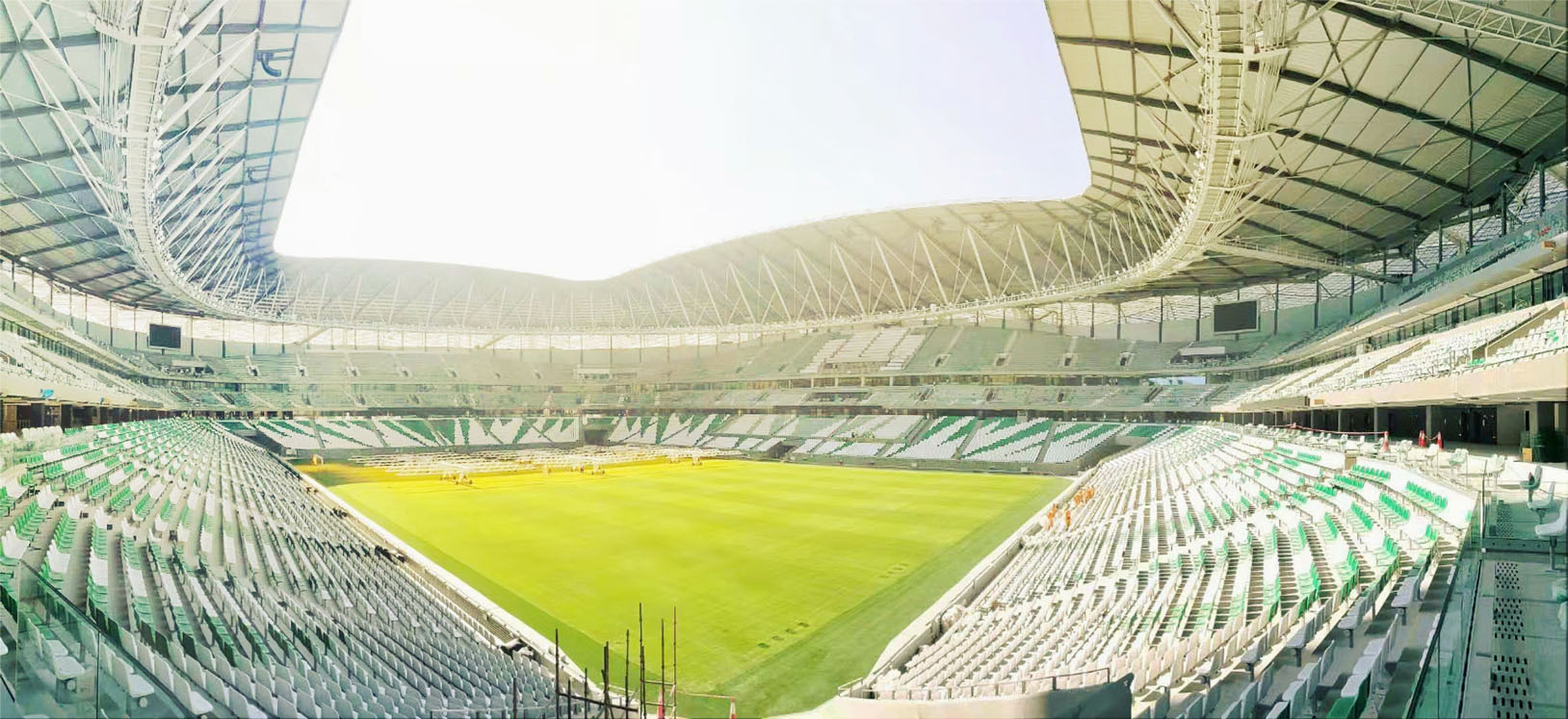 Education City Stadium内部_缩小1